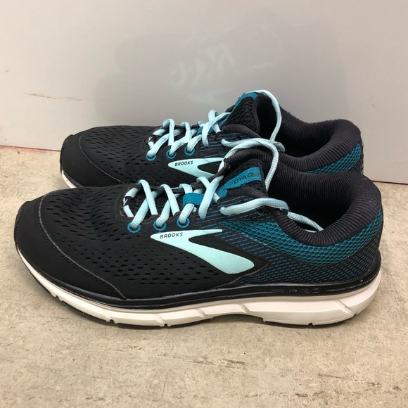 brooks dyad womens wide